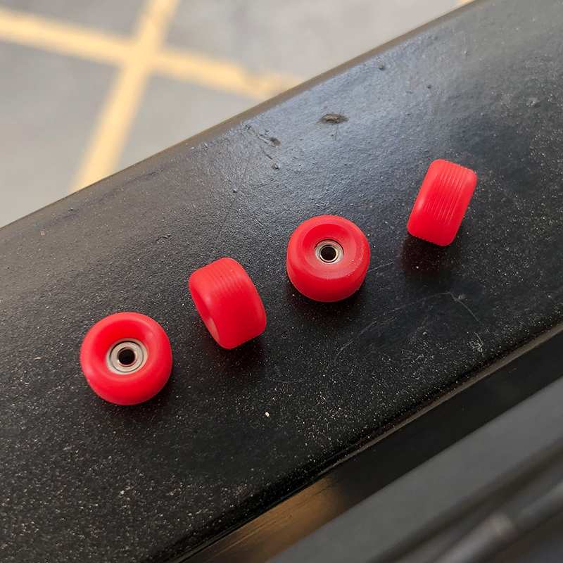 70d urethane fingerboard wheels