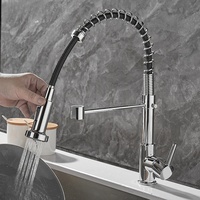 Robinet de cuisine contemporain à une poignée monté sur le pont en acier inoxydable poli avec poignée en céramique design noir et or brossé