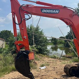 รถขุดดินมือสอง DoosanDH60 6 ตัน รุ่นดั้งเดิม ใช้เครื่อง DoosanDH55  พร้อมชั่วโมงการทำงานต่ำ - Product Image 2