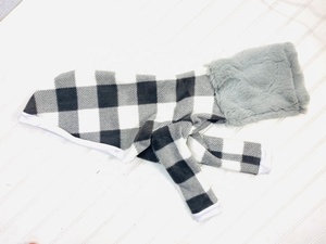 Qiqu Pet Supplies Personnalisé Nouveau Designer vêtements pour chiens vêtements de créateurs Fourrure <span class=keywords><strong>Snood</strong></span> Jumper pull combinaison pull - Product Image 2