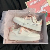 Chaussures de sport blanches tendance INS 2026 pour femmes, lacets, style campus, chaussures décontractées pour étudiants, confortables, tendance pour l'hiver