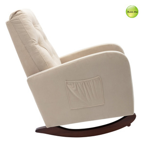 <span class=keywords><strong>Fauteuil</strong></span> berçant à armature en <span class=keywords><strong>bois</strong></span> velours capitonné beige design moderne avec poche latérale mobilier de détente pour la chambre d'enfant pour bébé - Product Image 5