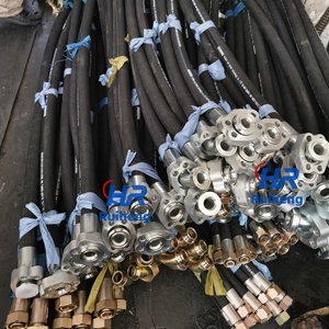 <span class=keywords><strong>Tuyau</strong></span> de carburant flexible en caoutchouc résistant au diesel et à l'essence pour <span class=keywords><strong>pompe</strong></span> à carburant - Product Image 1