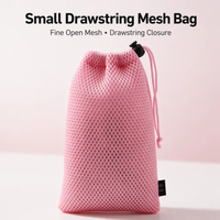 Pochette en maille noire écologique avec cordon de serrage et étiquettes sérigraphiées pour le rangement de cadeaux, savons, écouteurs – Sac en polyester et nylon