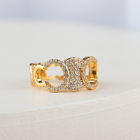 Bague ouverte ajustable en cuivre plaqué or avec micro-pavé de zircon étincelant et double C creuse, bijou de tous les jours