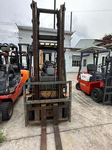 Vente directe de chariot élévateur Komatsu FD15 d'occasion de 1,5 tonne avec mât hydraulique et moteur à combustion interne pour le commerce extérieur - Product Image 4