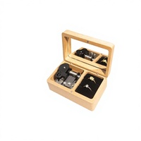 Yiyu Best-seller Boîte à musique en bois personnalisable pour demande en mariage, design tendance, forme rectangulaire, 8 mélodies, 30 secondes de son, Sky City