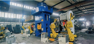 <span class=keywords><strong>Presse</strong></span> à <span class=keywords><strong>vis</strong></span> de précision pour forger des composants de montre avec une tolérance de 0.01mm - Product Image 2