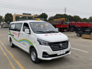 Véhicule mortuaire Foton, ambulance de transport de corps, compartiment réfrigéré en acier inoxydable pour salons funéraires - Product Image 3