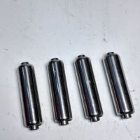 Rouleaux, pignons et tambours en acier inoxydable galvanisé pour lignes de production, disponibles sur mesure.
