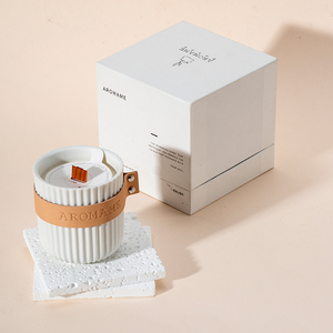 AIKUN Luxury Customizable Soy Wax Aromatherapy Scented Candle with Essential Oils for Home Spa Relaxation - Product Image 1