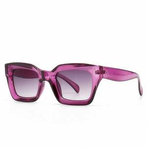 Lunettes de soleil rectangulaires vintage à grande monture UV400 avec logo personnalisé, très vendues pour femmes - Product Image 4