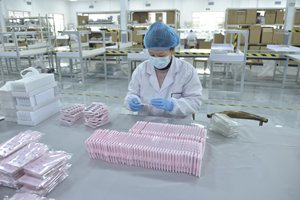 ขนตาปลอมแบบอนิเมะ มังงะ หนา ฟู นุ่ม ดูเป็นธรรมชาติ แถบสีดำ ขนตาแบบชิ้นเดียว ก้านแข็งแรง ใช้ซ้ำได้ - Product Image 6