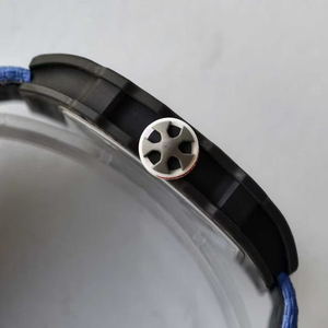 Montre mécanique squelette élégante de luxe 7,8 mm 2026, personnalisable, avec bracelet en nylon brillant et montre-bracelet sport en fibre de carbone - Product Image 3