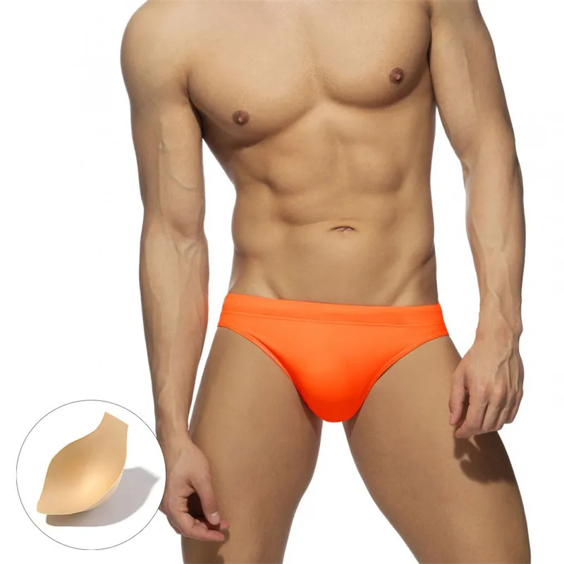 Solid Color Sexy Swimming Briefs With Cups Quick-drying Beach Swimwear Bathing Suits Padded Men's Swim Briefs