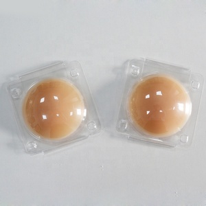 Couvre-mamelons en silicone adhésif épais, couleur marron, avec étui - Product Image 6