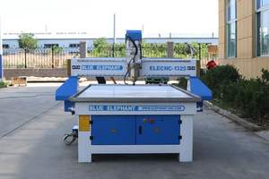 Máquina CNC de 3 Ejes para Madera 1325, Precio Económico, para Fabricación de Puertas de Madera - Product Image 2