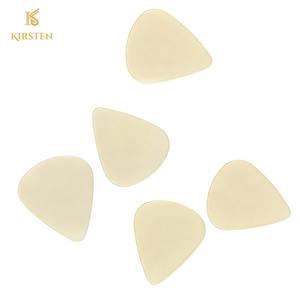 Plettri per Chitarra Fluorescenti 0.46/0.71/0.96, Plettri in Celluloide che si Illuminano al Buio per Chitarre Acustiche, Classiche ed Elettriche - Product Image 5