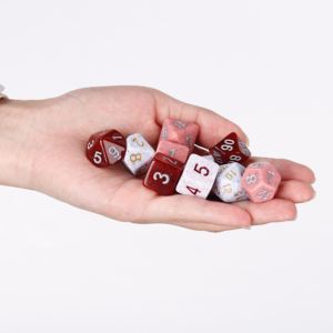 Jeu de dés de jeu de rôle fantastique épique - 7 dés polyédriques en résine, incluant un D20 pour D&D et le divertissement, écologiques, durables et aux couleurs vives - Product Image 3