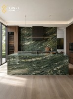 YUSHI Élégant Plan de Travail de Cuisine en Marbre Vert Italien, Finition Cuirée Résistante aux Taches, Îlot en Pierre pour Mansion Contemporaine