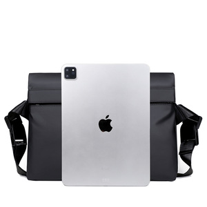 Nylon Lightweight Crossbody Bag Fashionable Business <strong>Messenger</strong> Bag <strong>with</strong> Waterproof PU <strong>Shoulder</strong> <strong>Strap</strong> - Product Image 2
