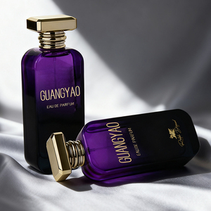 Venta al por mayor de fábrica: Botella de perfume de lujo vacía de 100 ml, personalizada, con degradado <span class=keywords><strong>morado</strong></span> y pulverizador. - Product Image 2