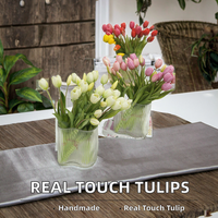 Fleurs de tulipes artificielles en soie plastique de haute qualité, toucher réel, style classique, faites à la main, pour la remise des diplômes, la fête des mères, Pâques, Noël