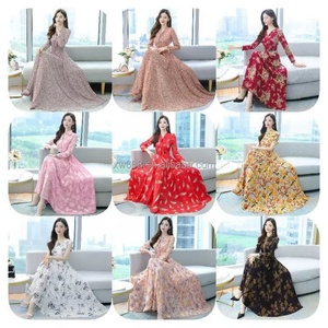 Stock en gros de robes d'occasion pour femmes, haute qualité, nouvelle collection Printemps-Été 2023, avec dentelle à volants et étiquette coupée - Product Image 5