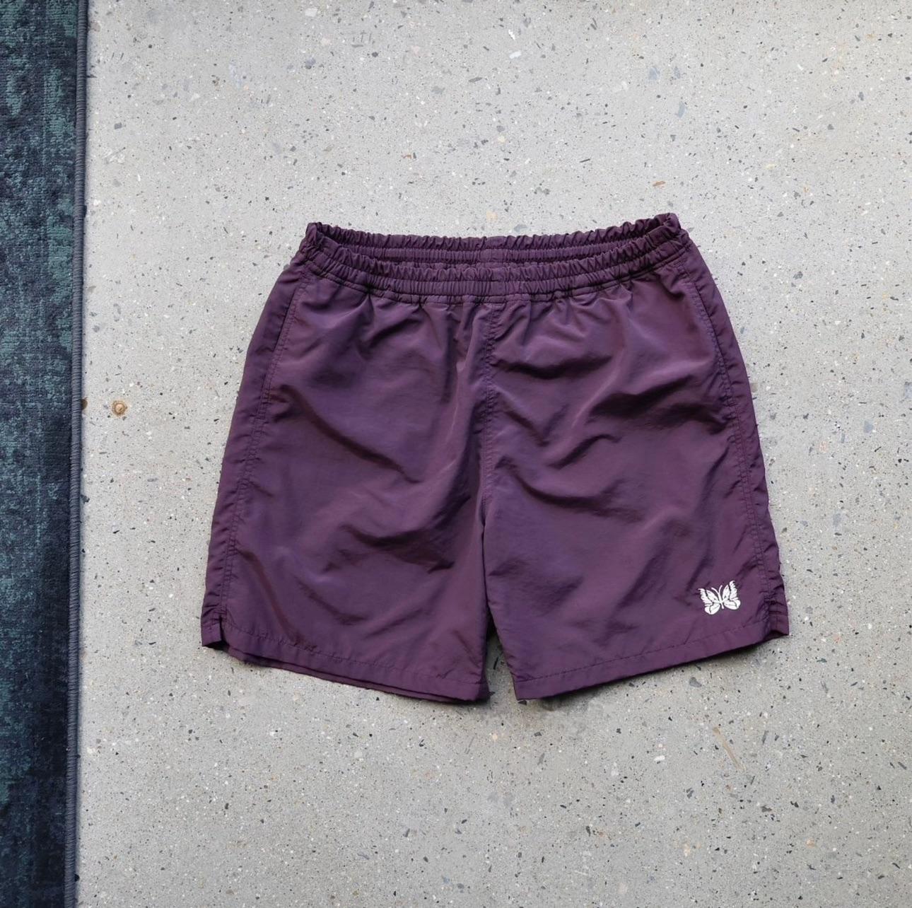 สีแดงม่วง