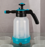 Penyemprot Tekanan Tangan Farmjet 2L Nozzle Manual Portabel Penyemprot Rumput Taman Dapat Disesuaikan