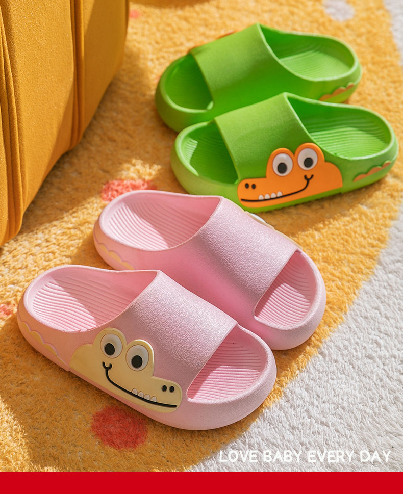 Kids Slippers 2022 All New Arrivals Boys and Girls Sliders Slippers Kids Sandals Wholesalers