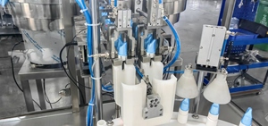 Garrafa De Plástico Automática 10ml-50ml Enchimento De Pulverização Nasal E Máquina De Vedação Linha De Produção De Enchimento De Pulverização Nasal - Product Image 5