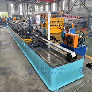 Hoge Snelheid Automatische <span class=keywords><strong>C</strong></span> Purlin Rolvormmachine <span class=keywords><strong>C</strong></span> Kanaal Rolvormmachine Voor Constructie - Product Image 3