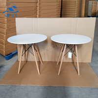 Table à manger nordique moderne en MDF, vente chaude, approvisionnement direct usine, idéale pour appartement et parc