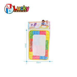 Развивающий водный коврик Lucky Toys 29x19 см: высококачественная оригинальная игрушка для рисования водой своими руками для детей - Product Image 4