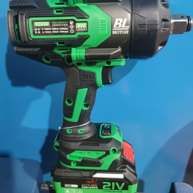 21V Cordless 350Nm Impact Wrench Brushless Industrial & DIY Grade Torque Wrench with Electric Lithium Battery Power Source