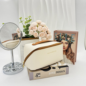 سعة كبيرة بو الجلود السفر مفتوحة حقيبة ماكياج مسطحة المحمولة حقيبة مستحضرات التجميل حقيبة عصرية سحاب حقيبة أدوات الزينة - Product Image 2