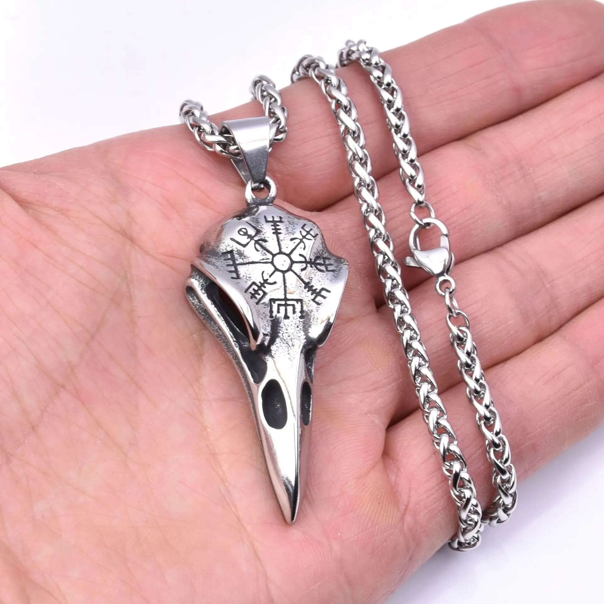 Wholesale Men's Summer New Stainless Steel Never Fade Nordic Viking Myth Crow Skull Rune Compass Pendant Necklace Jewelry