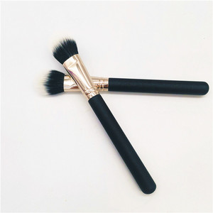 <span class=keywords><strong>Brocha</strong></span> de Maquillaje Profesional para Rubor, de <span class=keywords><strong>Fibra</strong></span> Sintética Doble, Suave y Esponjosa - Product Image 4