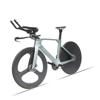 Vélo de route en fibre de carbone 24 vitesses, modèle de course de triathlon, transmission électronique, roues aérodynamiques, freins à disque doubles, ergonomique