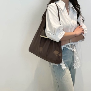 Porte-clés sac fourre-tout pliable, sac de courses réutilisable, sac de <span class=keywords><strong>voyage</strong></span> portable, mini sacs de rangement grand format pour supermarché avec anneau porte-clés - Product Image 3