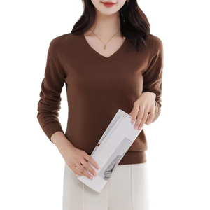 2025 Offres Spéciales <span class=keywords><strong>prix</strong></span> du fabricant <span class=keywords><strong>pull</strong></span> en laine 100% pour femmes avec <span class=keywords><strong>pull</strong></span> à <span class=keywords><strong>col</strong></span> en <span class=keywords><strong>V</strong></span> de différentes couleurs - Product Image 4