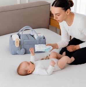 Panier de rangement pour couches et lingettes pour bébé avec inserts amovibles - Product Image 3