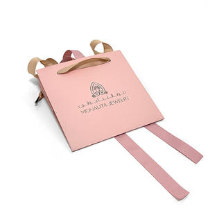 <span class=keywords><strong>Sac</strong></span> en papier laminé gaufré mat avec logo personnalisé <span class=keywords><strong>Grand</strong></span> <span class=keywords><strong>sac</strong></span> à provisions blanc moyen en papier robuste pour magasin de vêtements à offrir - Product Image 5