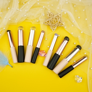 Factory Manufacturing High Quality Custom Silicone Lipstick Brush Gradient Shading Pen Lip <b>Applicator</b> with Wooden Handle - Product Image 4