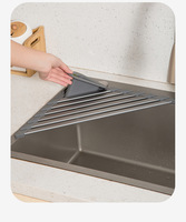 Silicone rubber aluminiumlegering driehoekige opvouwbare afneembare multifunctionele staande duurzame moderne keukenopbergstandaard