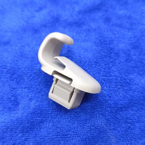 Clips para Visera Solar KD45-69-261 para Mazda 6, 3, CX-3, CX-5, Plástico Negro y Color Arena, Montaje en Techo - Product Image 2