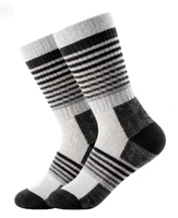 Chaussettes de sport confortables en gros, personnalisables avec logo, standard, chaudes, respirantes, tricotées, imprimées numériquement, rayées, en laine d'alpaga et soie de soie
