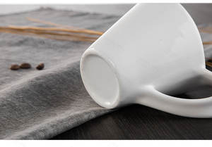 Ensemble <span class=keywords><strong>de</strong></span> <span class=keywords><strong>vaisselle</strong></span> en porcelaine blanche classique élégante <span class=keywords><strong>de</strong></span> forme unique en gros pour <span class=keywords><strong>salon</strong></span>, restaurant, hôtel, ensemble <span class=keywords><strong>de</strong></span> tasses à eau et à <span class=keywords><strong>thé</strong></span> en forme <span class=keywords><strong>de</strong></span> vague - Product Image 4