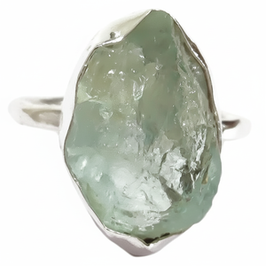 แหวนเงินแท้ 925 ประดับพลอยอะความารีนธรรมชาติ สำหรับผู้หญิง ดีไซน์แบบตอกลาย  ของขวัญวันเกิด/คริสต์มาส ทำด้วยมือ - Product Image 1